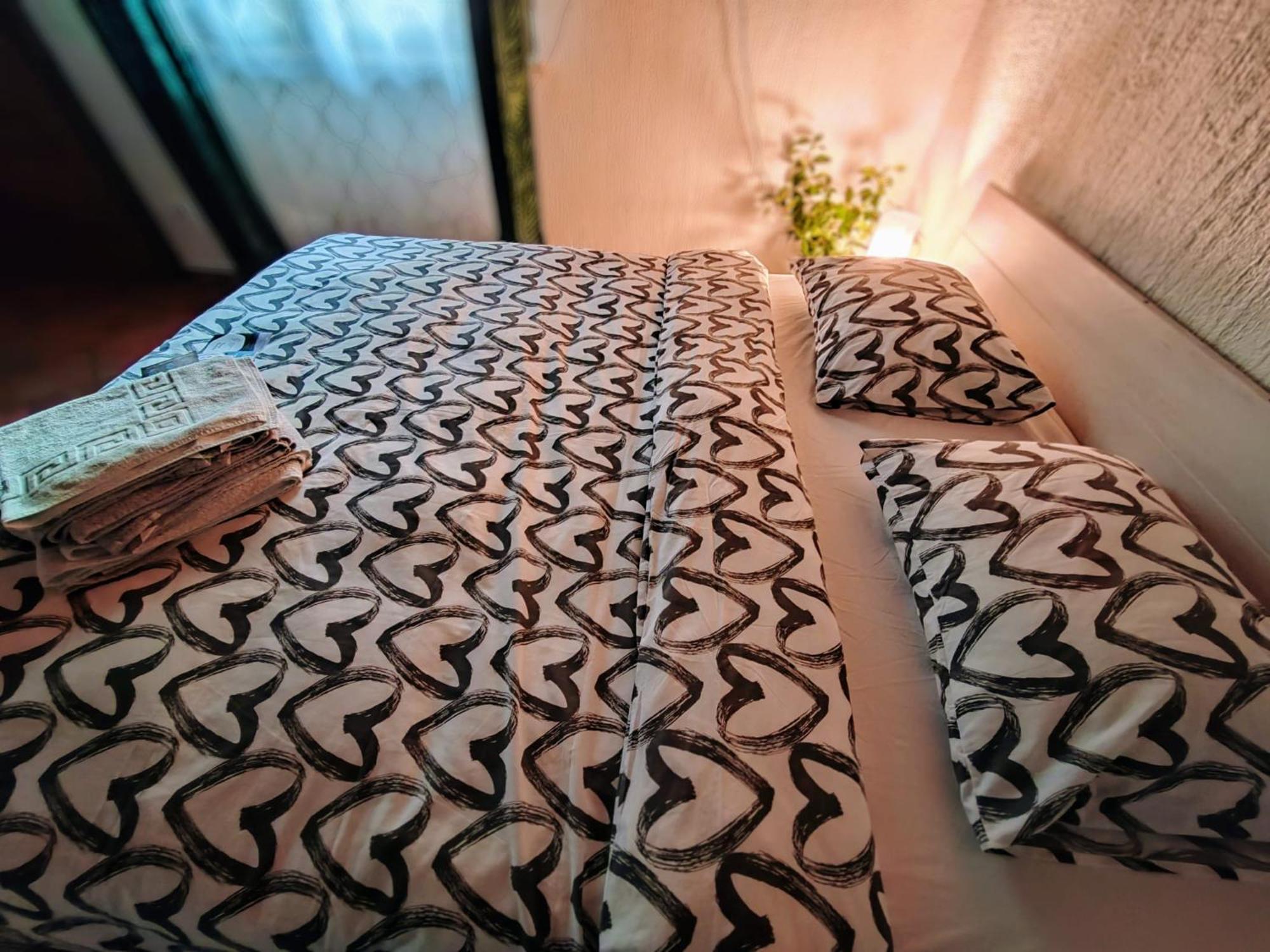 Studio Apartman Buteo Jastrebarsko Exteriör bild